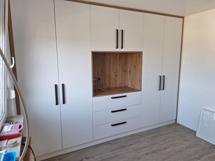 Garderobne omare 9